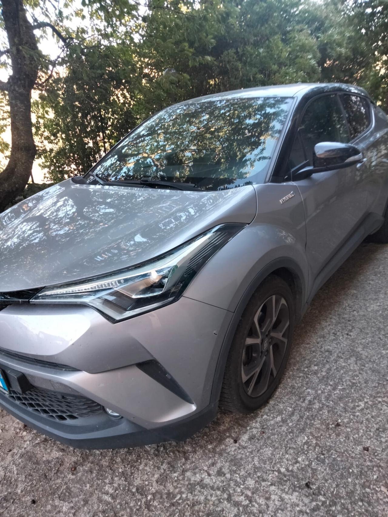 Toyota C-HR 1.8 Hybrid E-CVT Style