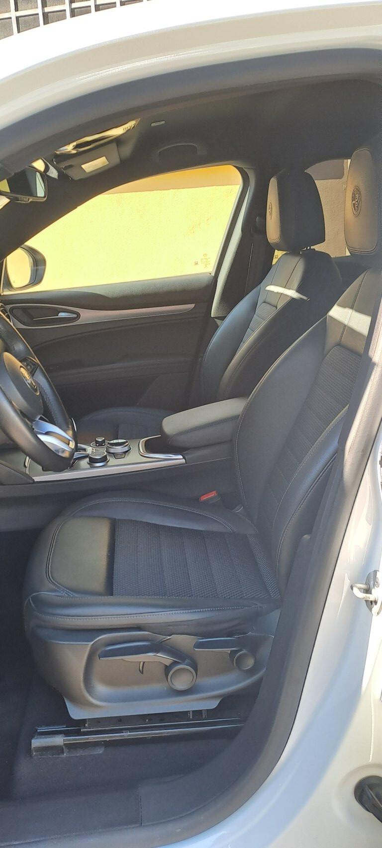 Alfa Romeo Stelvio 2.2 Turbodiesel 190 CV AT8 Q4 Sprint - KM. 92.000 TAGLIANDATO!