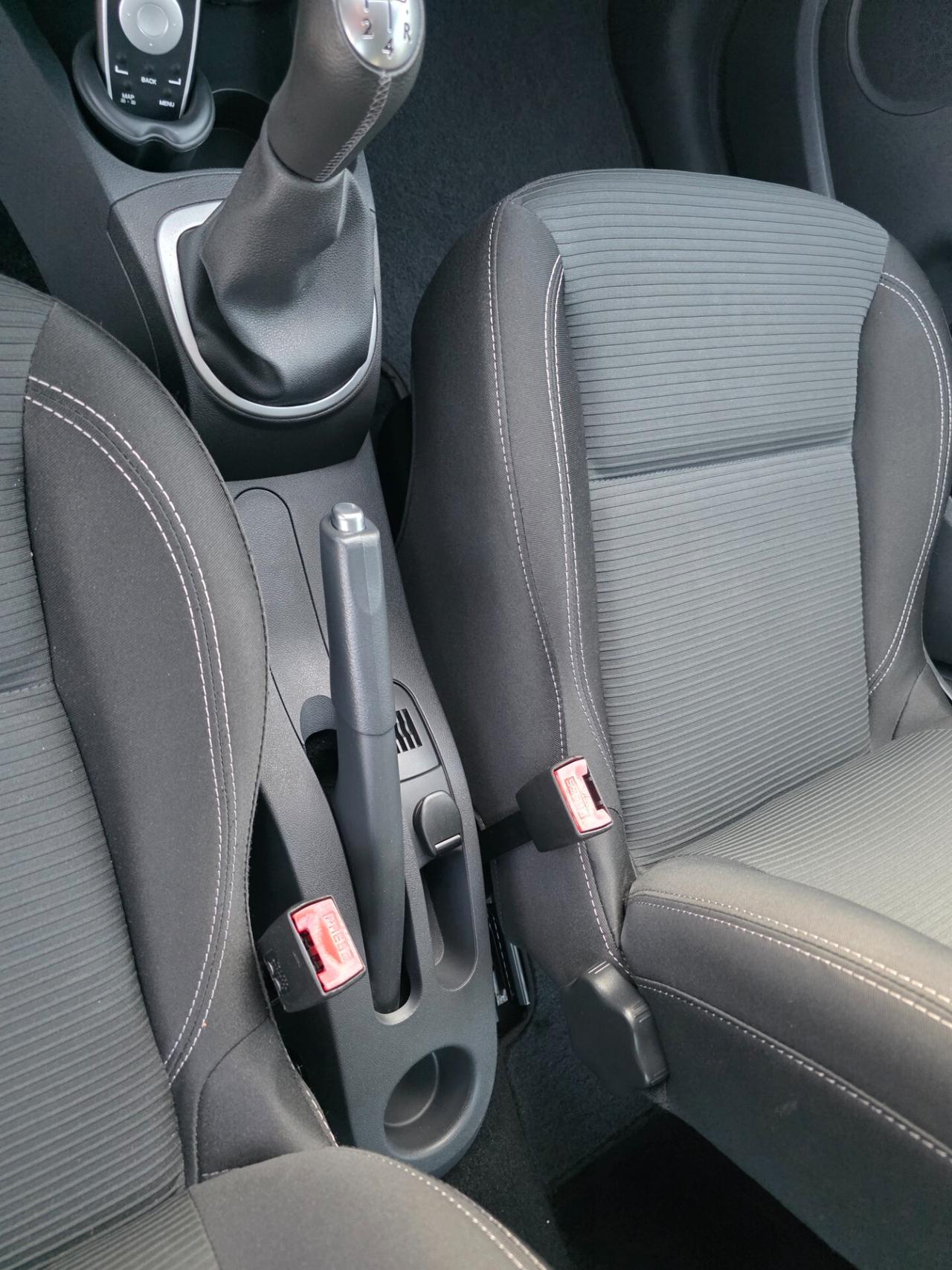 Renault Clio 1.2 75CV perfetta e garantita 12 mesi
