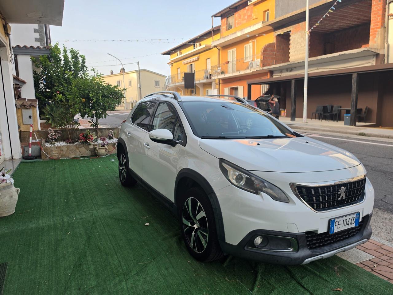 Peugeot 2008 BlueHDi 120 S&S Black Matt