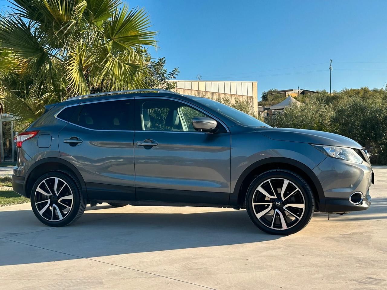 Nissan Qashqai 1.6 dCi 130 CV 360 Automatic.