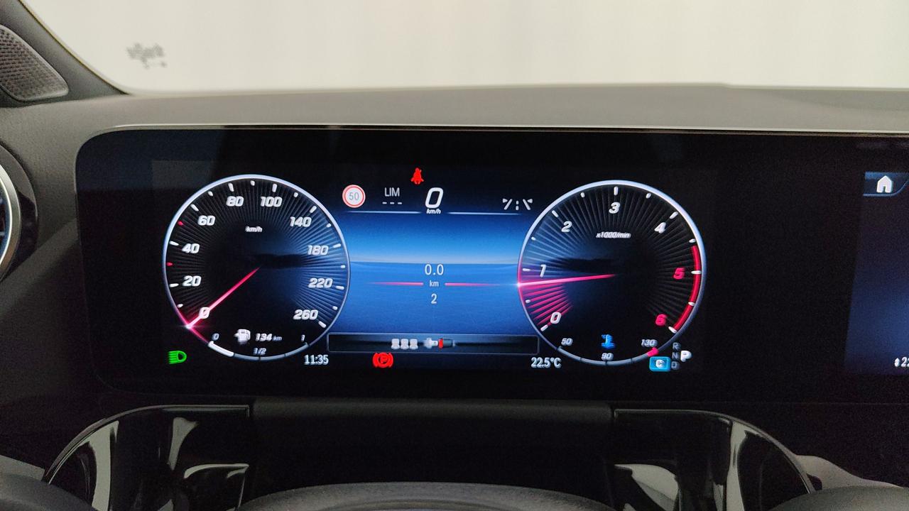 Mercedes-Benz GLA 200 d automatic