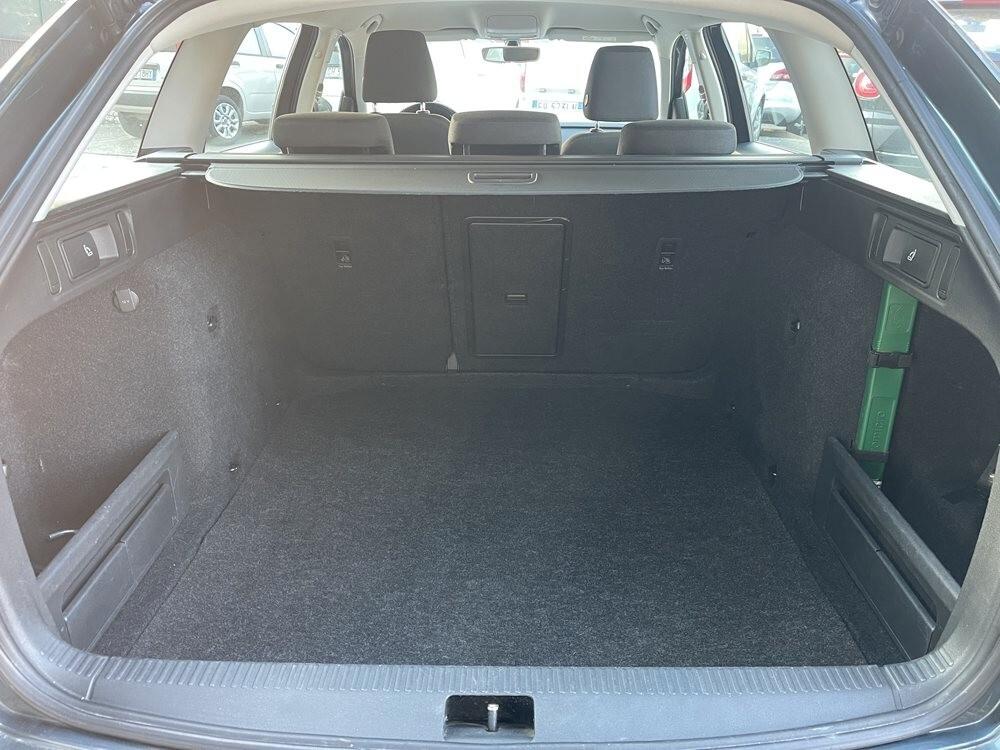 Skoda Octavia 1.6 TDI SCR 115 CV Wagon Executive NEO PATENTATI
