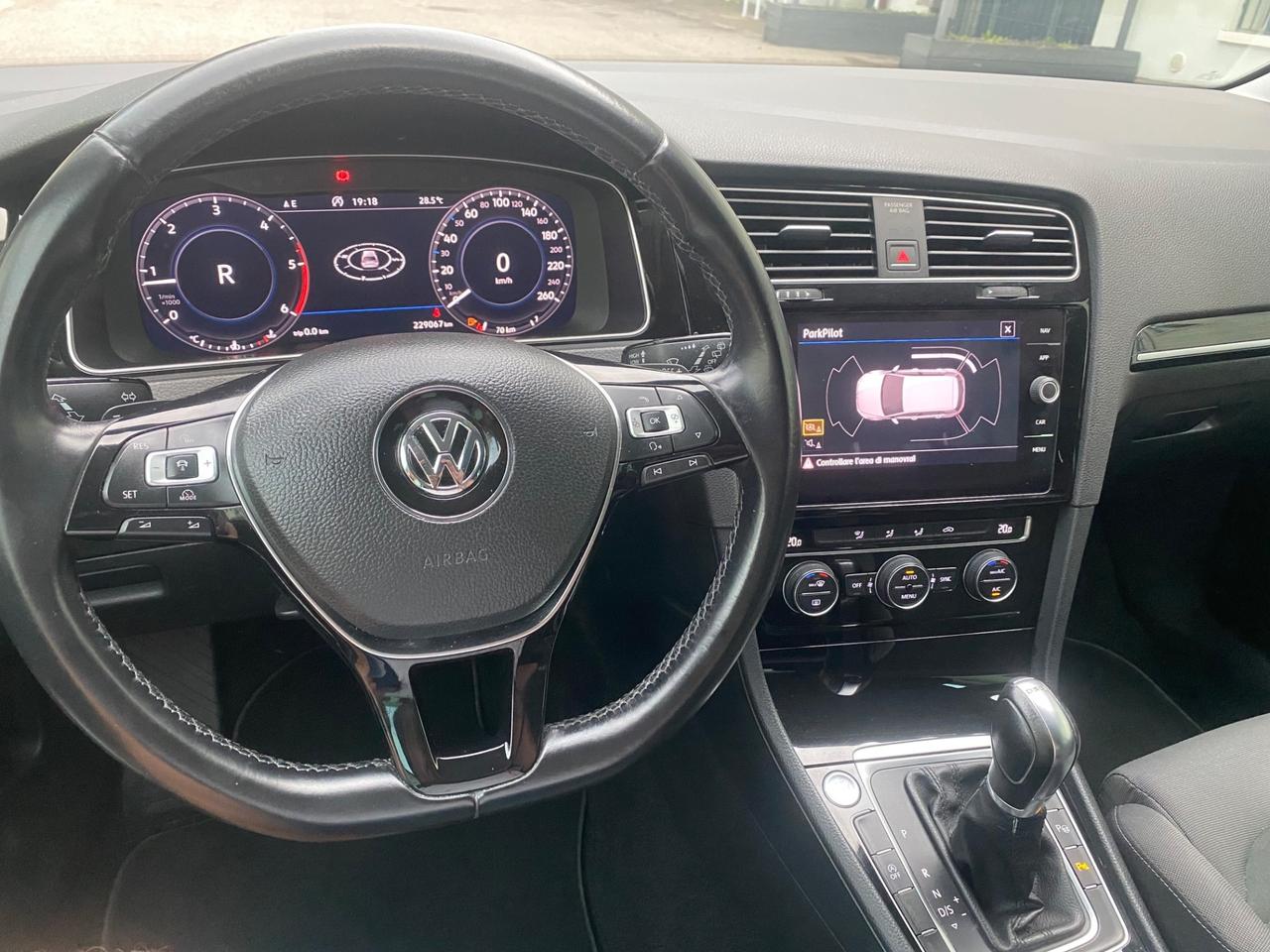 Volkswagen Golf 2.0 TDI DSG 5p. Sport BlueMotion Technology