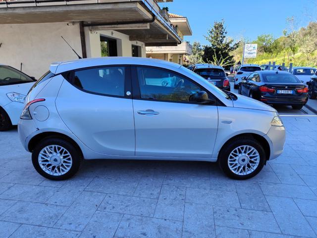 LANCIA Ypsilon 0.9 TwinAir 85 CV 5 porte Metano *VENDUTA*