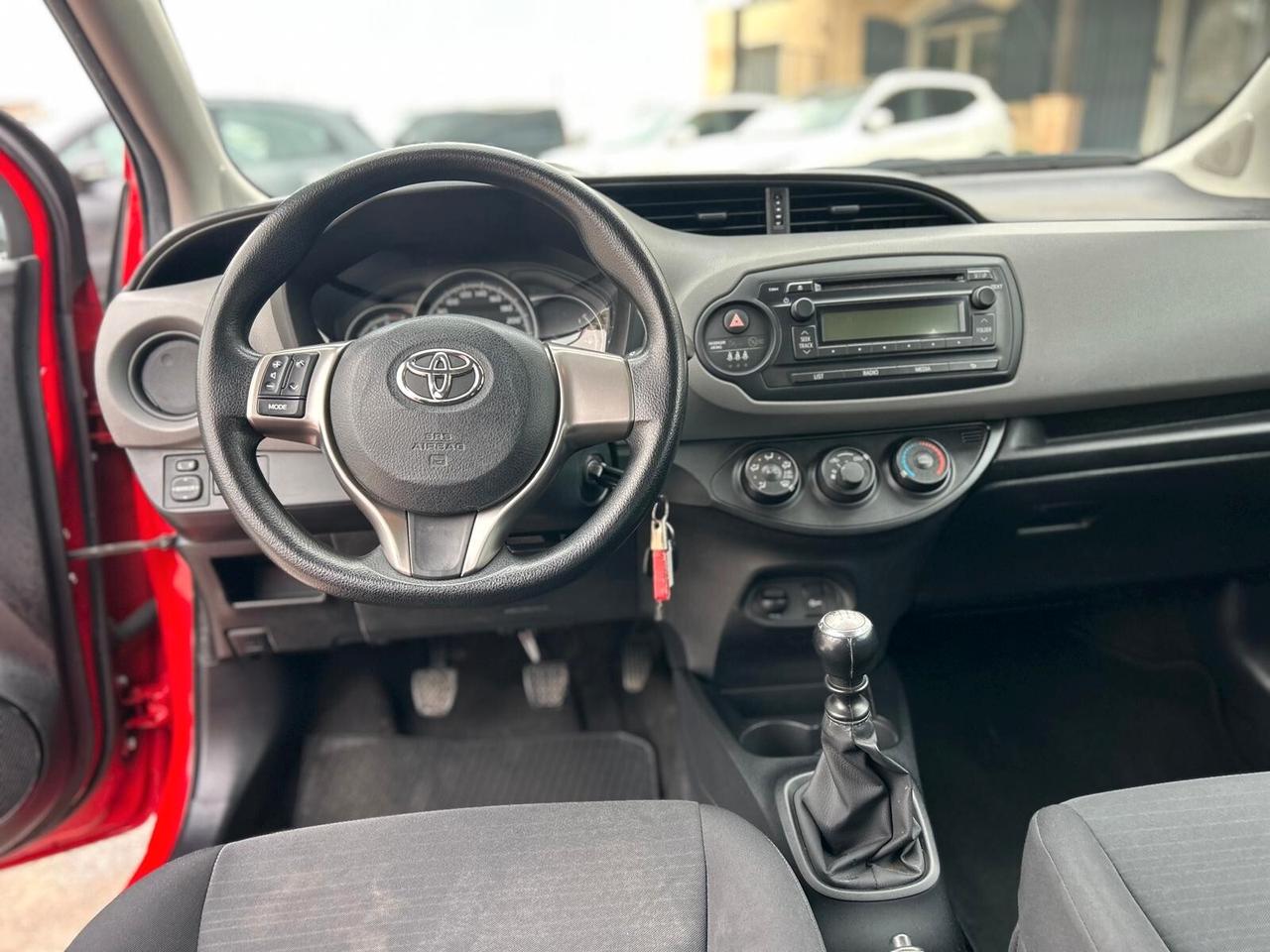 Toyota Yaris 1.4 D-4D 5 porte Lounge