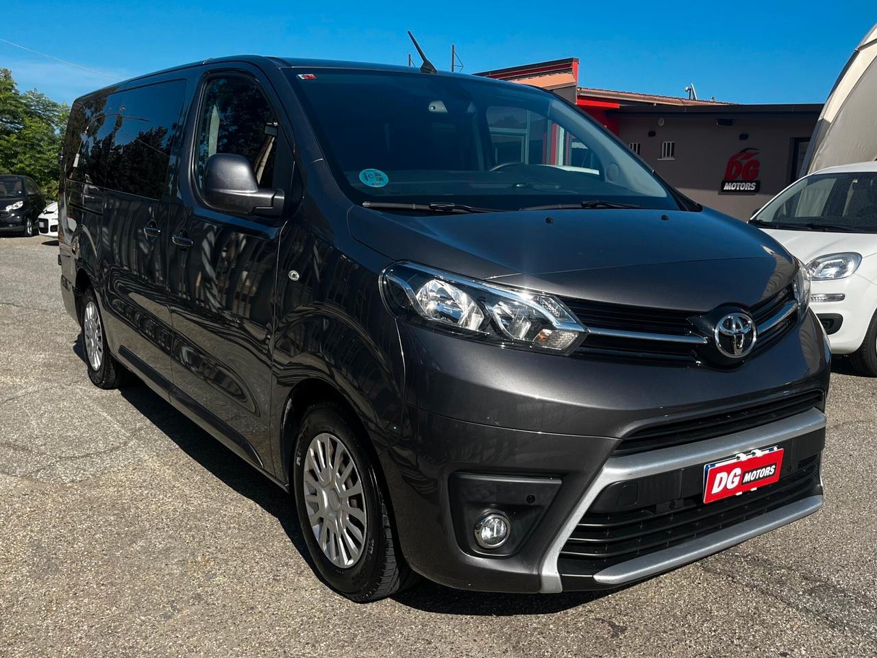Toyota Proace Verso 1.5D L0 D Lounge
