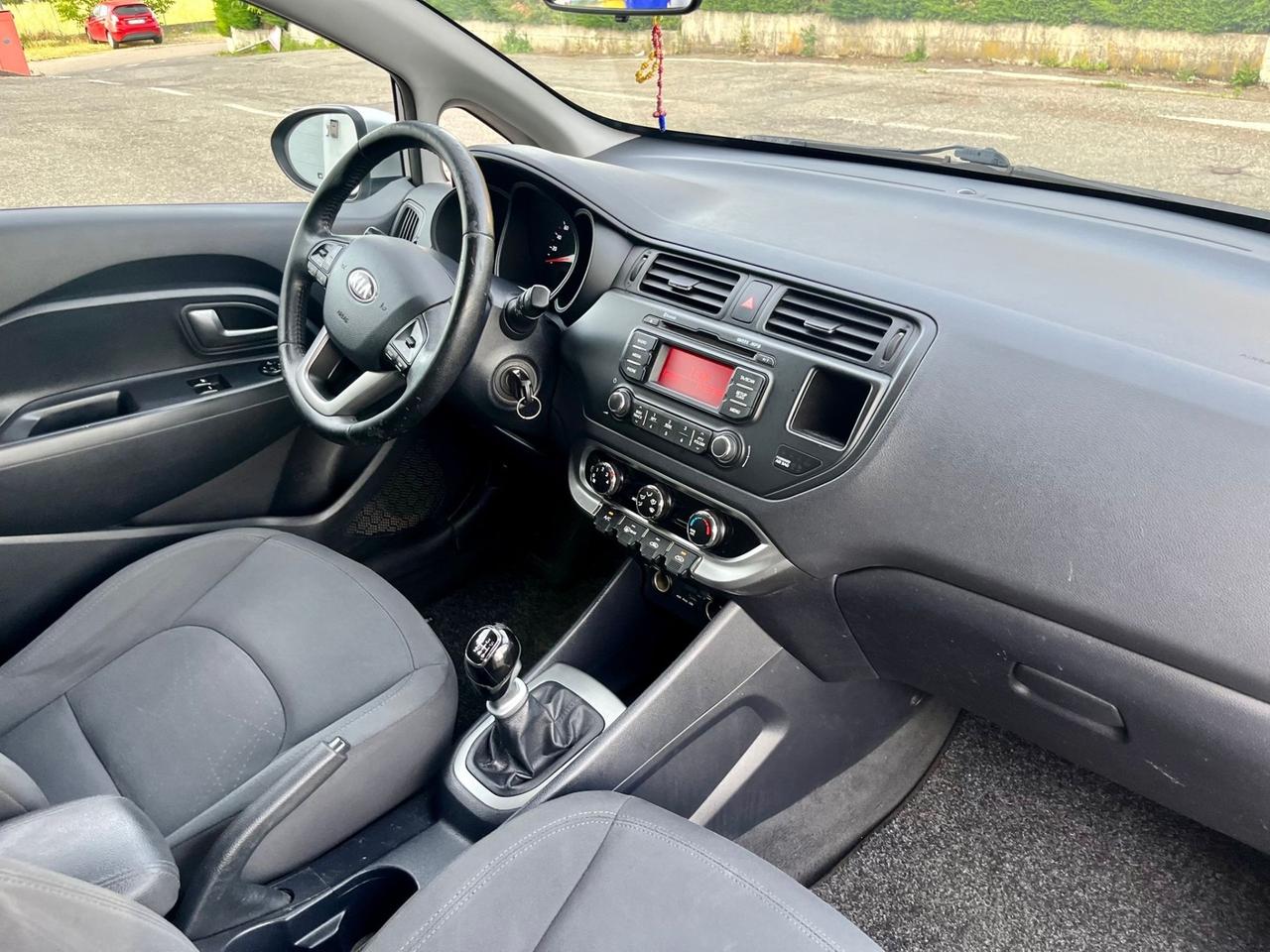 Kia Rio 1.1 CRDi 163.000km 2013 per neopatentati