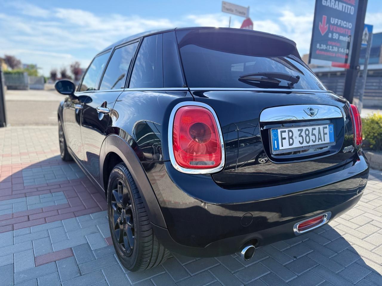 Mini 1.5 Cooper D 5 PORTE .NEOPATENTATI. TETTO APRIBILE
