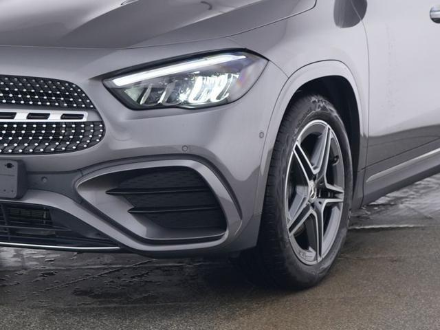 MERCEDES-BENZ GLA 180 Automatic AMG Line Advanced Plus