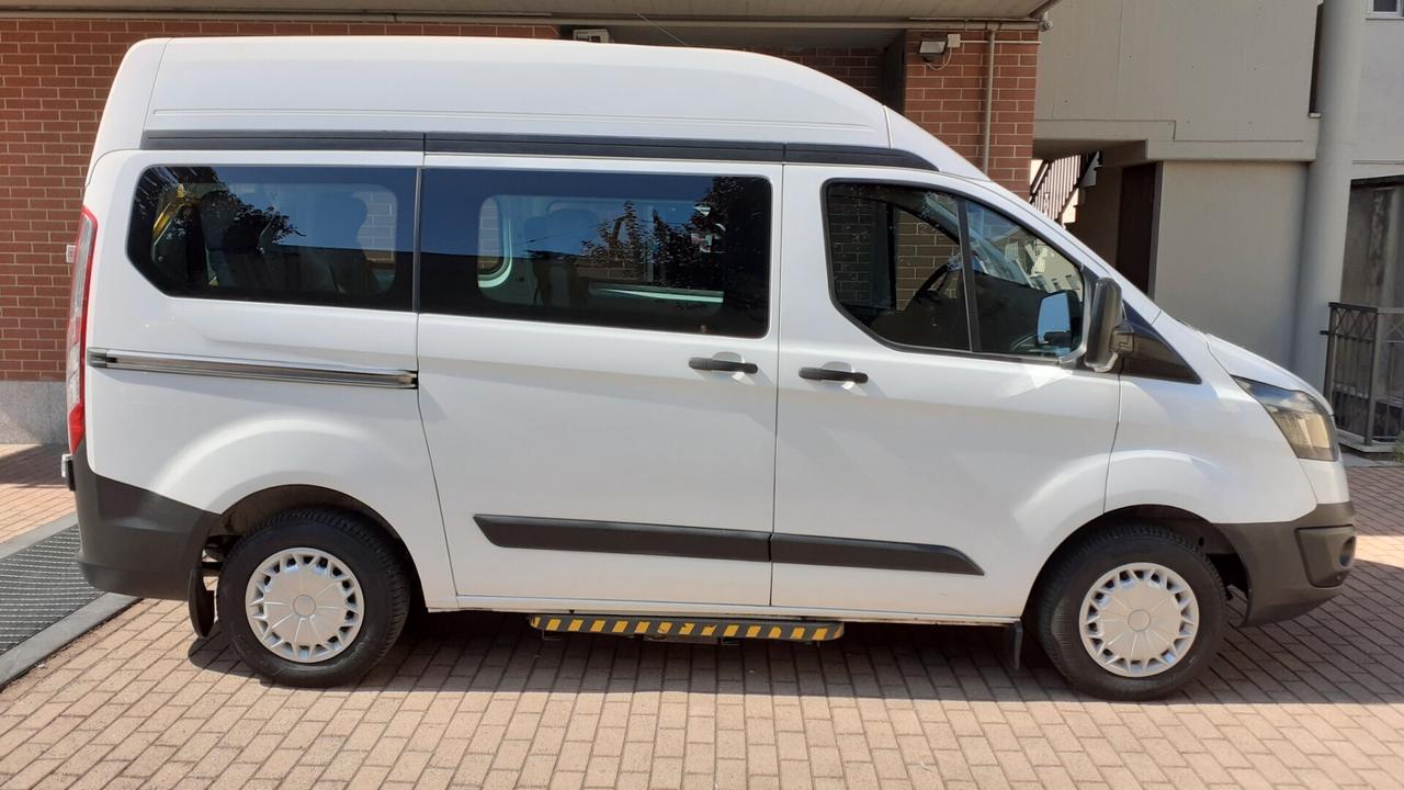 Ford Transit Custom trasporto disabili pedana +IVA