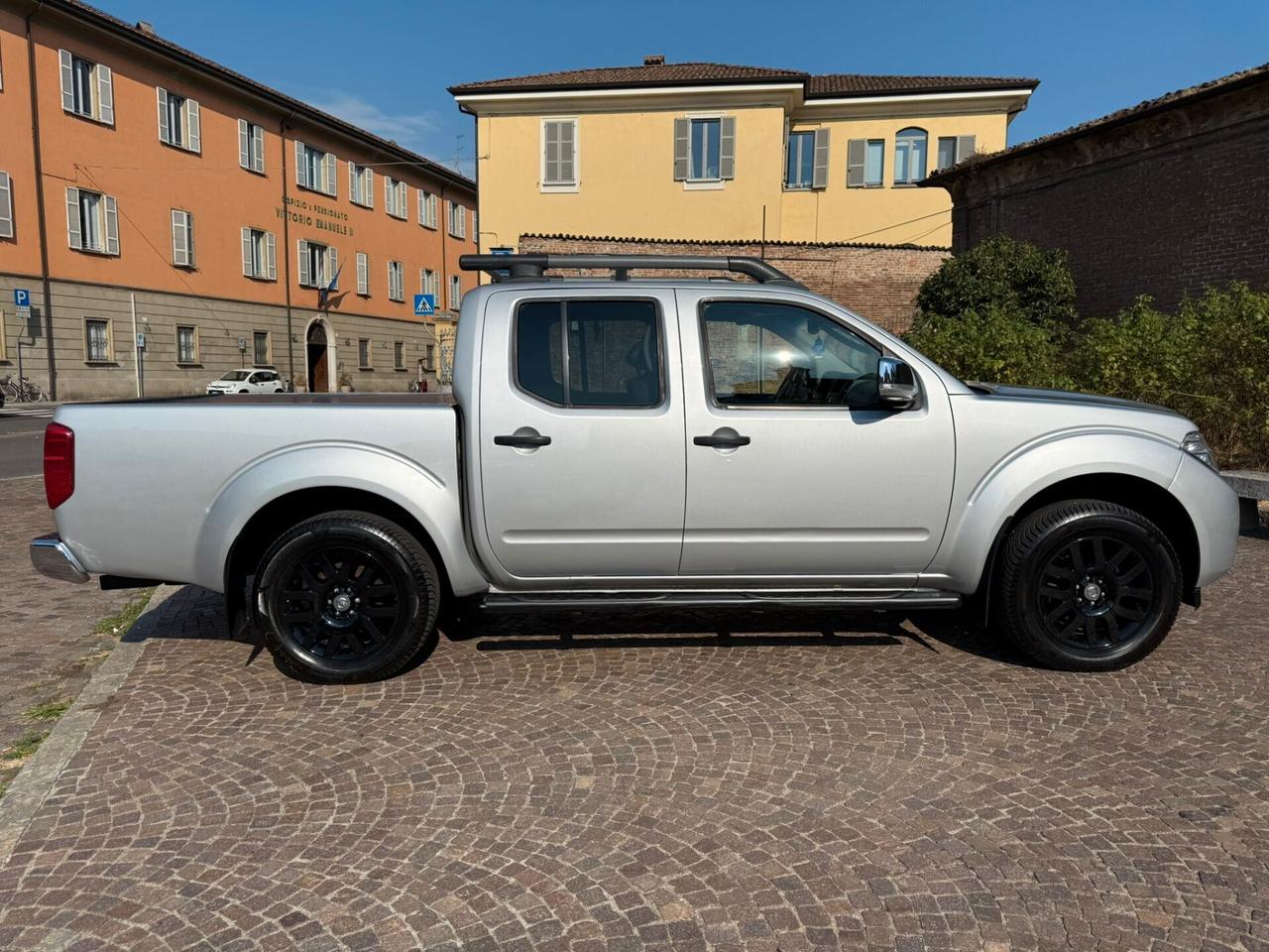 Nissan Navara 3.0 dCi V6 230CV AUTOM. Double Cab LE