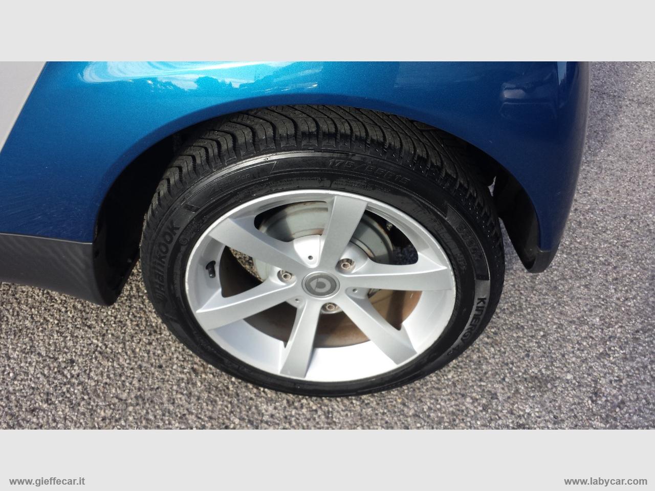 SMART Fortwo 1000 52 kW coupé PULSE