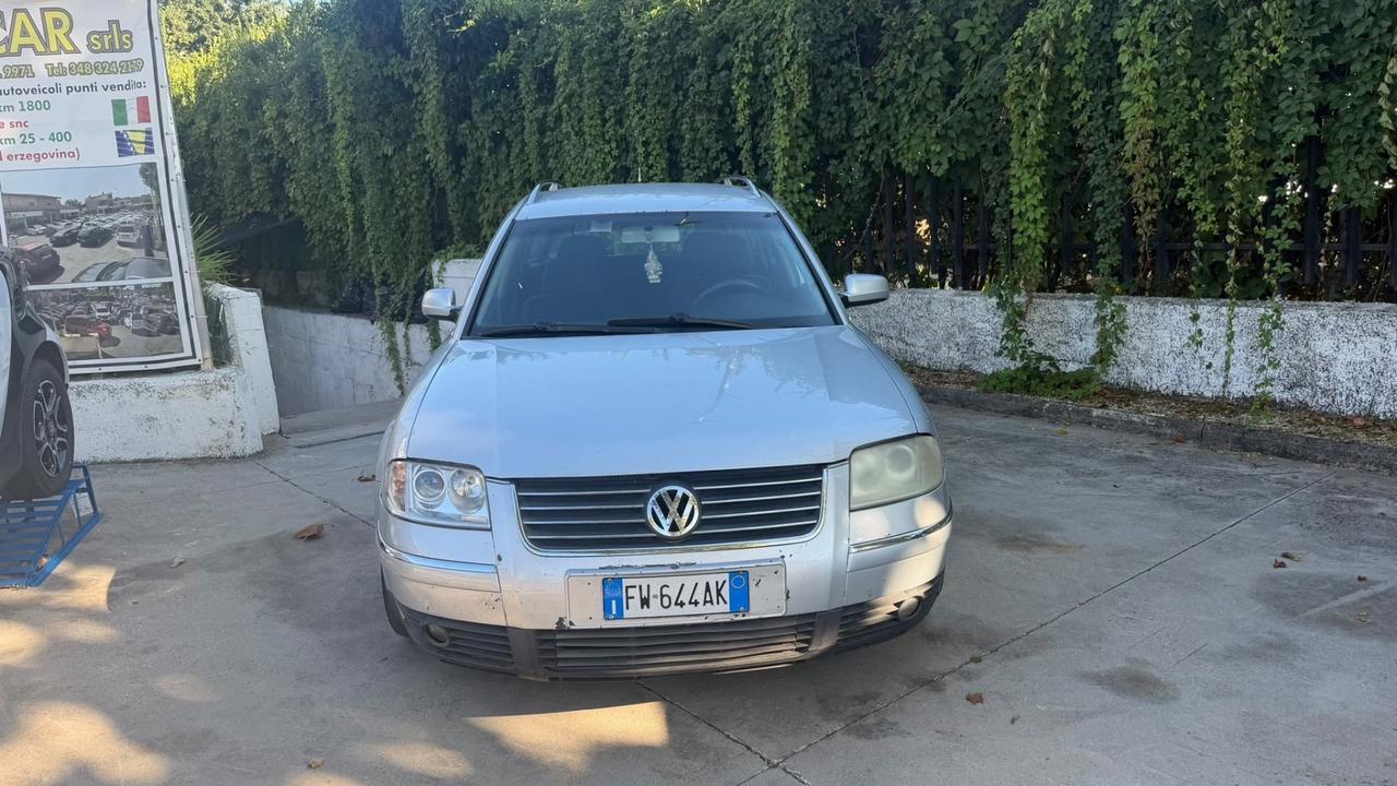 Volkswagen Passat 1.9 TDI/130 CV cat Var. H.line