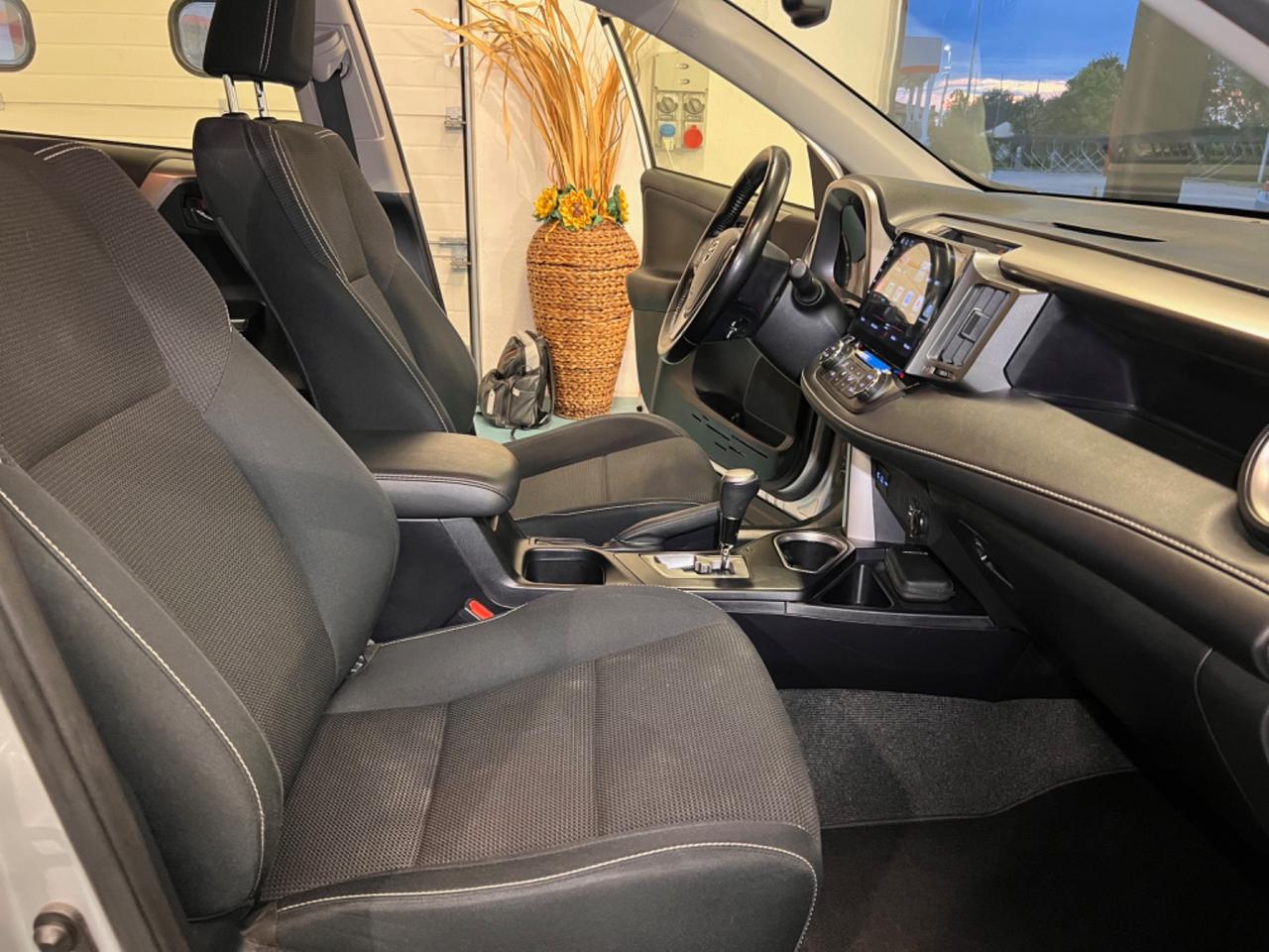 Toyota RAV 4 RAV4 2.5 Hybrid 2WD Business