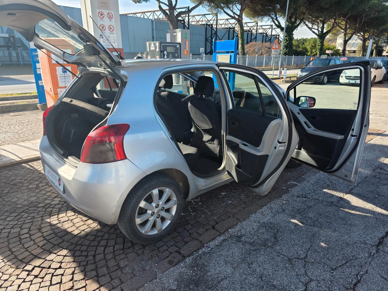 Toyota Yaris 1.4 D-4D 5porte con 254.000km Neopatentati ok