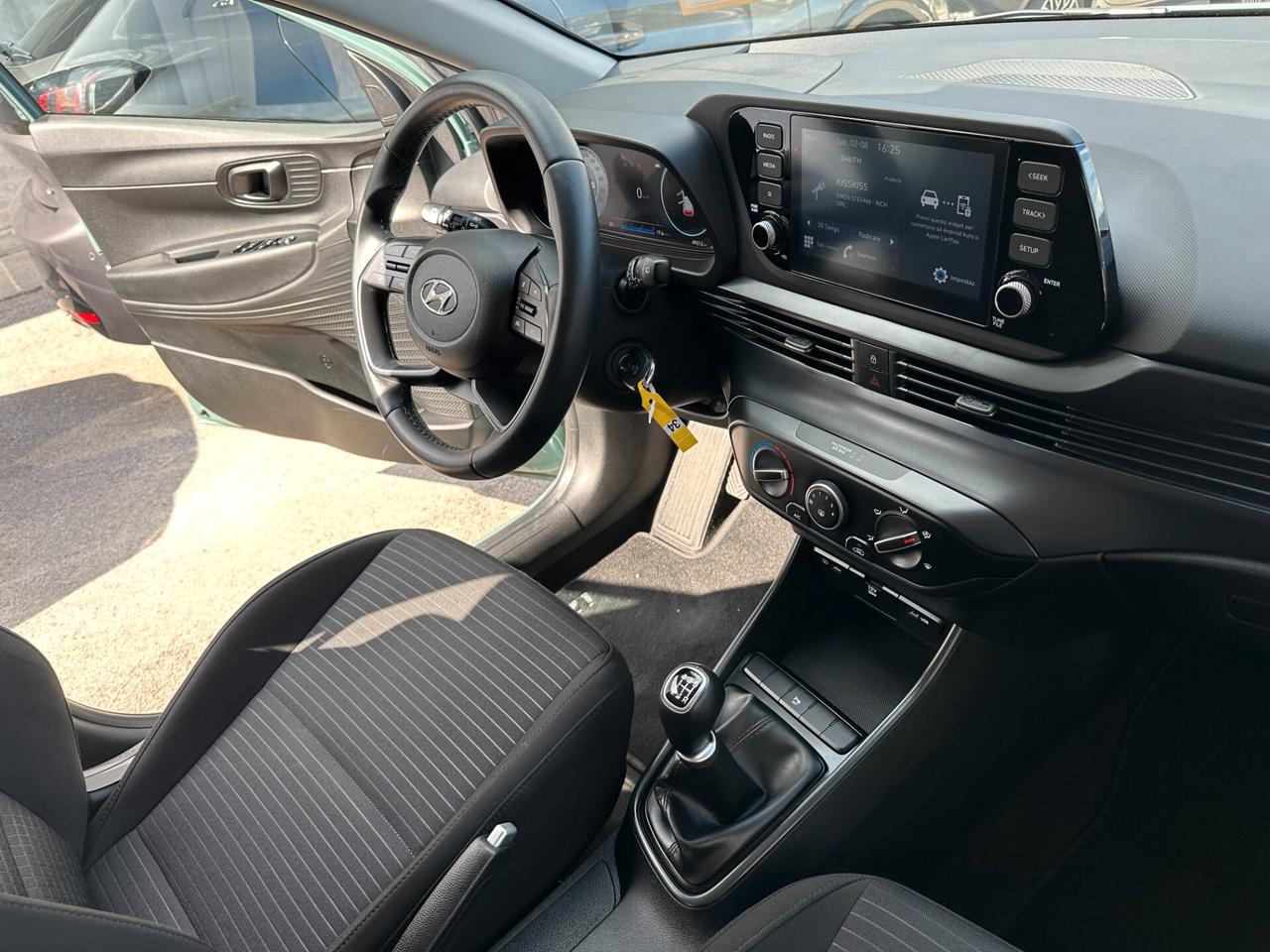Hyundai i20 1.2 MPI MT GPL Connectline