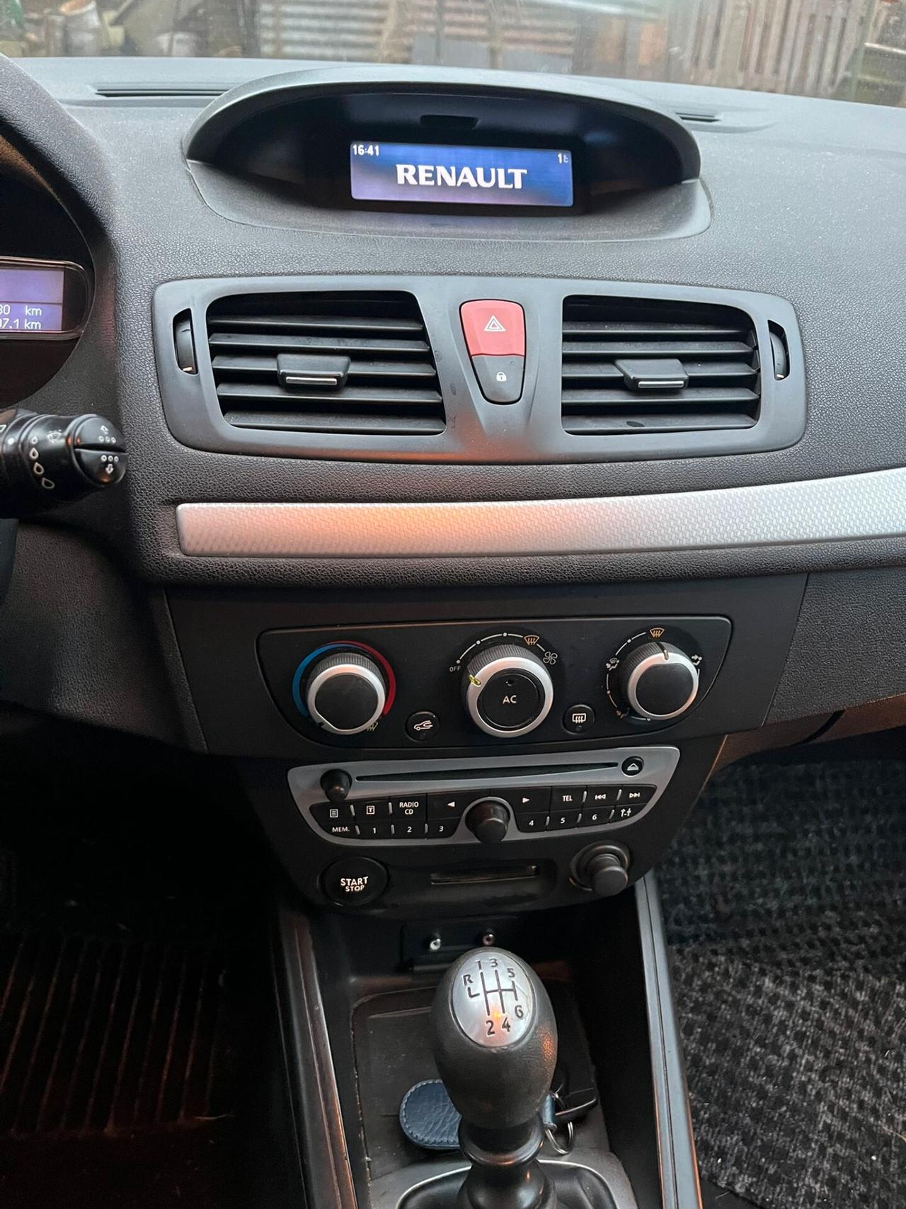 Renault Megane Mégane Coupé 1.5 dCi 110CV Dynamique