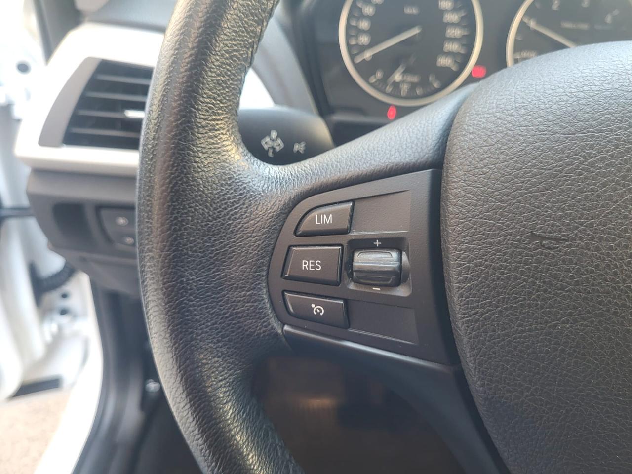 Bmw 116D 116 Cv+Navy+Clima Automatico...
