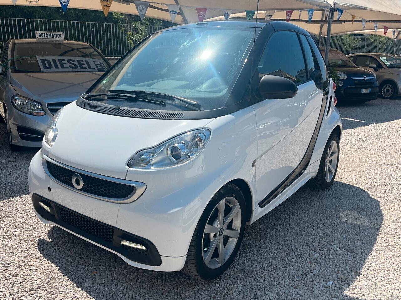 Smart ForTwo 1000 52 kW MHD CABRIO PASSION