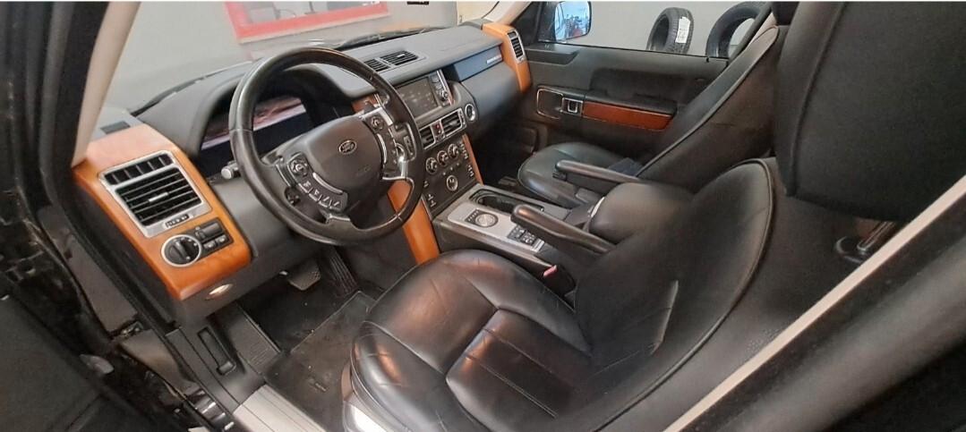 Land Rover Range Rover Range Rover 4.4 TDV8 Autobiography