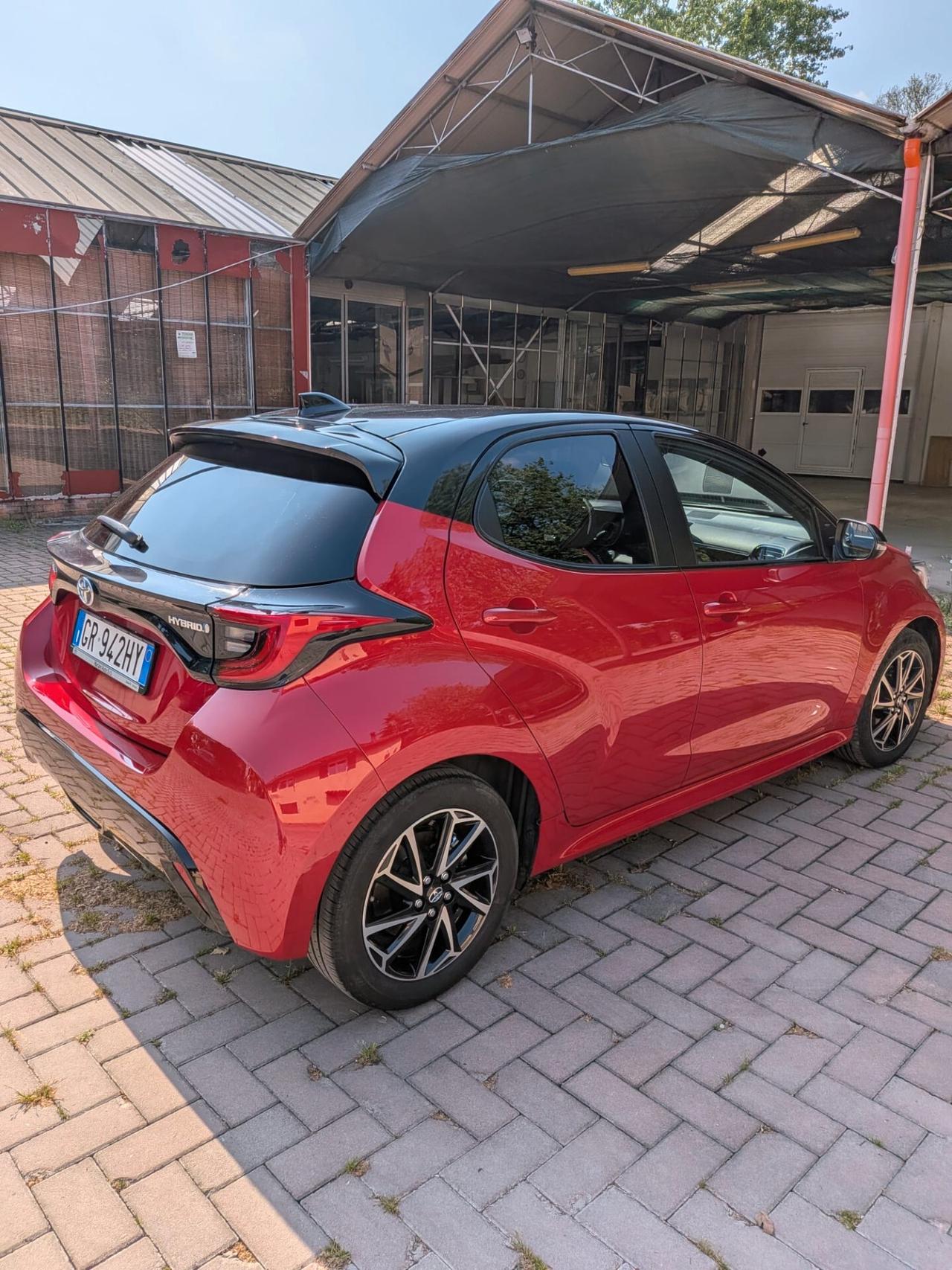 Toyota Yaris 1.5 Hybrid 5 porte Lounge