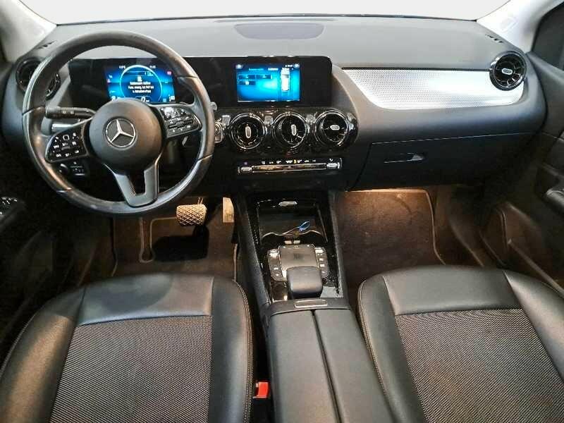 MERCEDES-BENZ B 180 d Automatic Executive