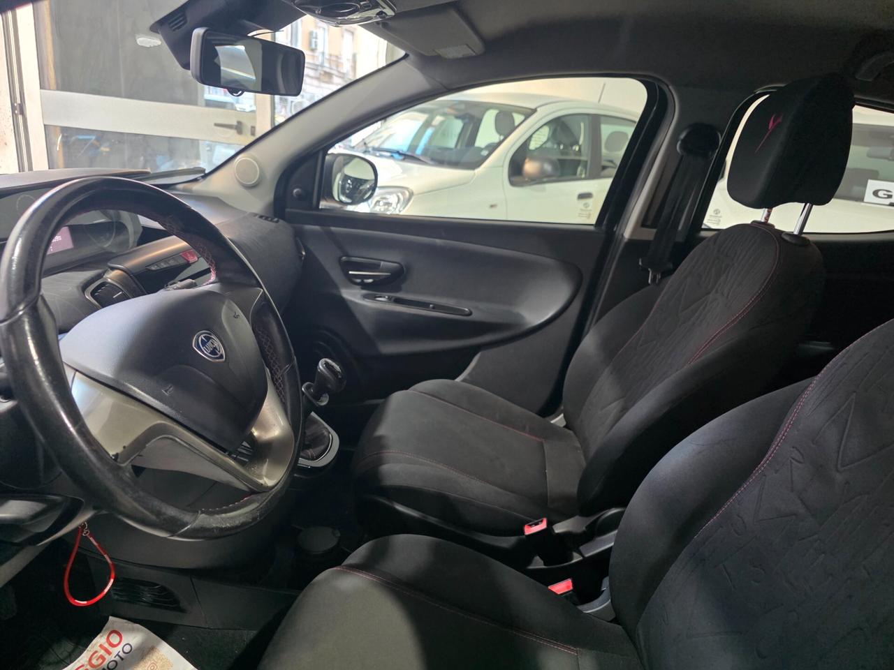 Lancia Ypsilon 1.2 GPL 69cv 1 PROPRIETARIO