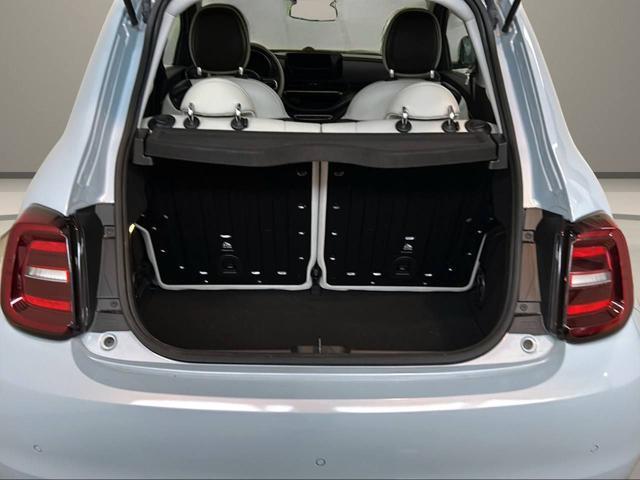 FIAT 500e Berlina 42 kWh La Prima 320 Km Autonomia