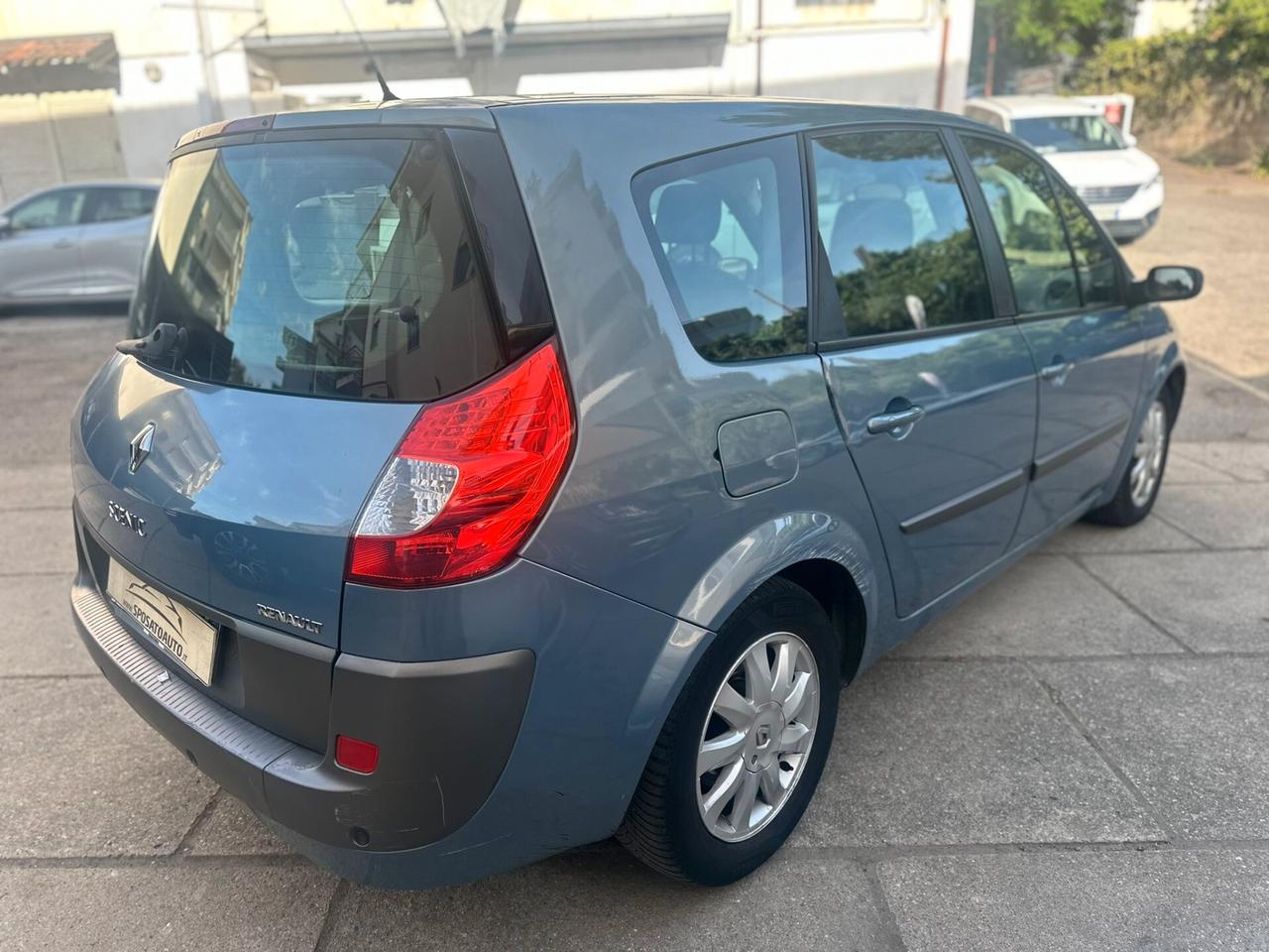 Renault Scenic Grand Scénic 1.9 dCi/130CV Dynamique 7 posti