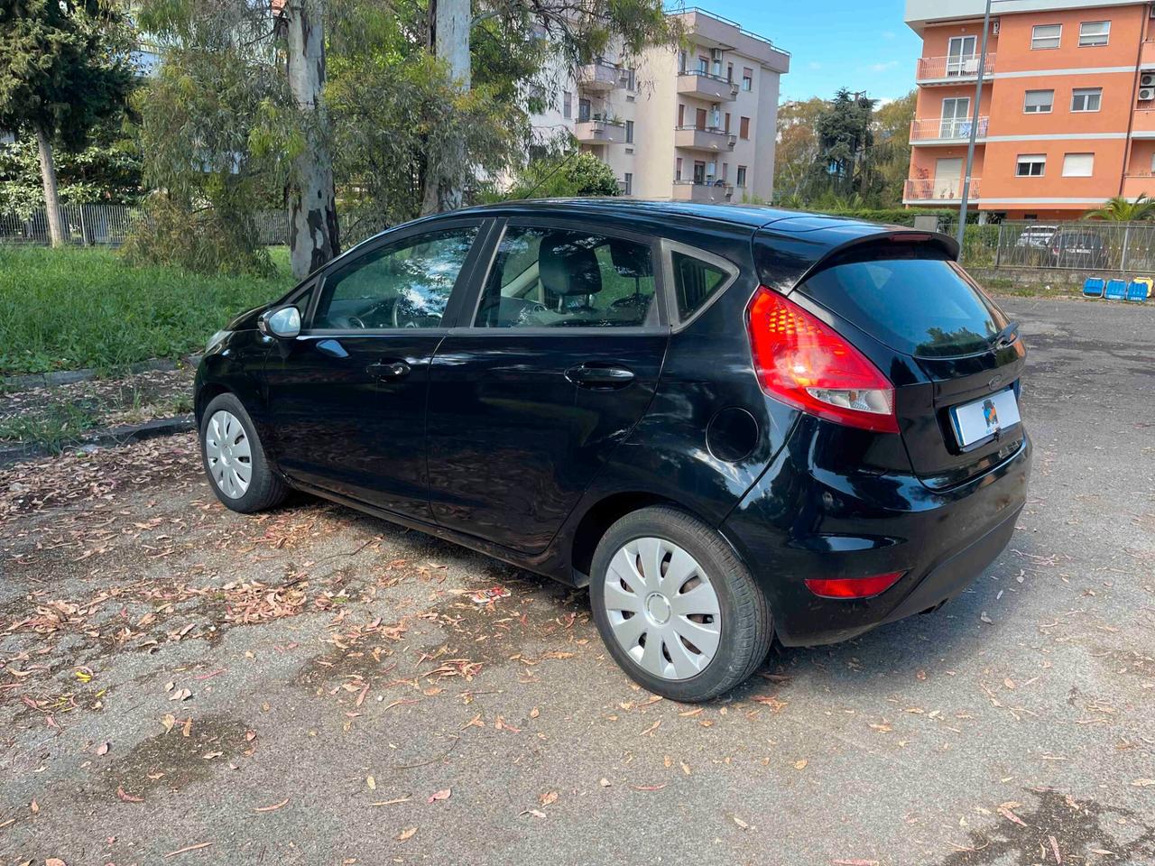 Ford Fiesta 1.2 82 CV 5 porte Titanium NEOPATENTATI