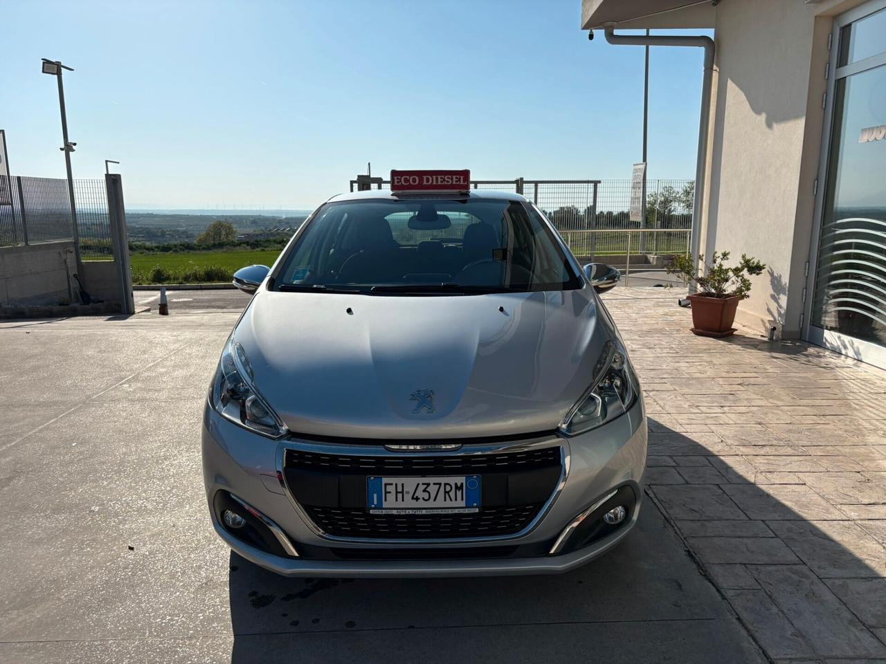 Peugeot 208 BlueHDi 75 5 porte Allure