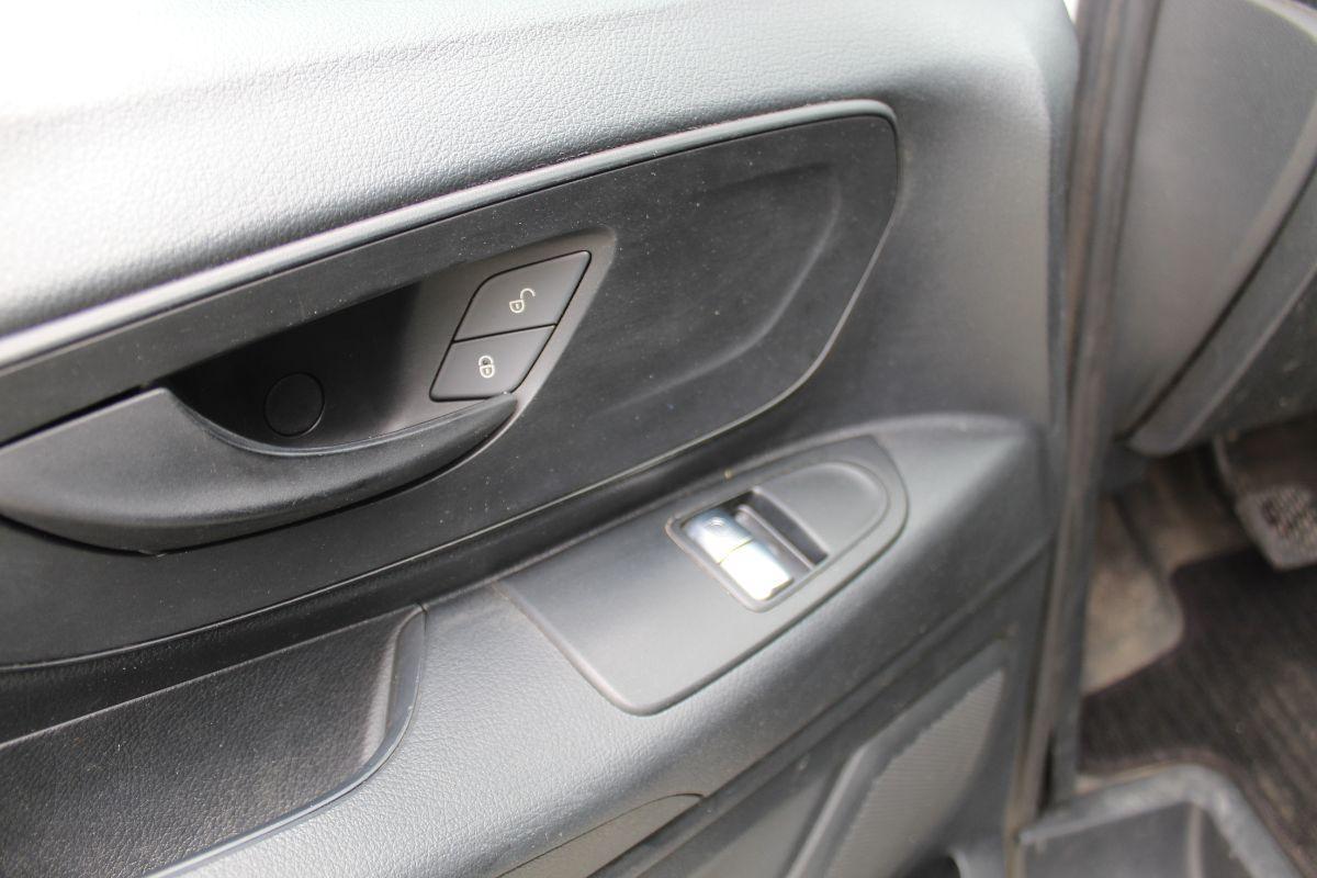 MERCEDES-BENZ Vito 110 CDI