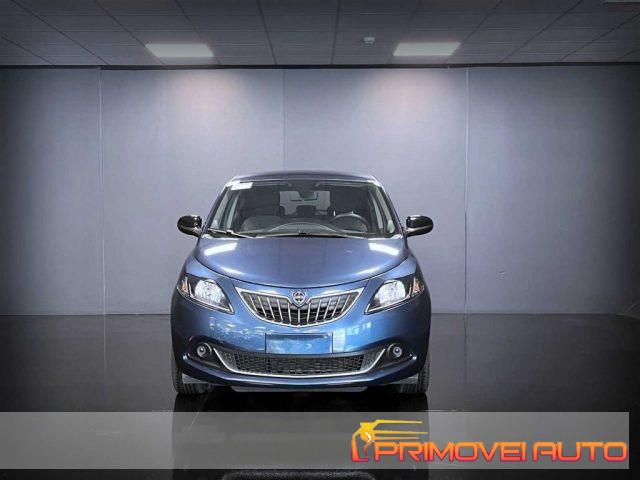 LANCIA Ypsilon 1.0 FireFly 5 porte S&S Hybrid Ecochic Silver