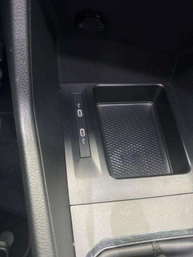 VOLKSWAGEN Caddy 2.0 TDI 102 CV Kombi Business