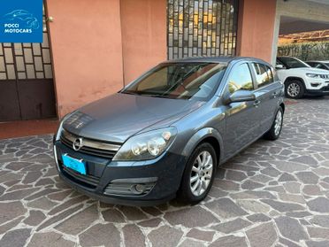 Opel Astra 1.7 CDTI 101CV 5 porte Cosmo