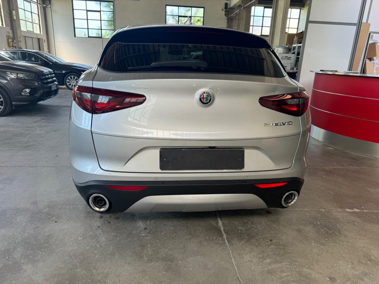 Alfa Stelvio 2.2 Diesel 160 CV AT8 RWD IVA ESPOSTA