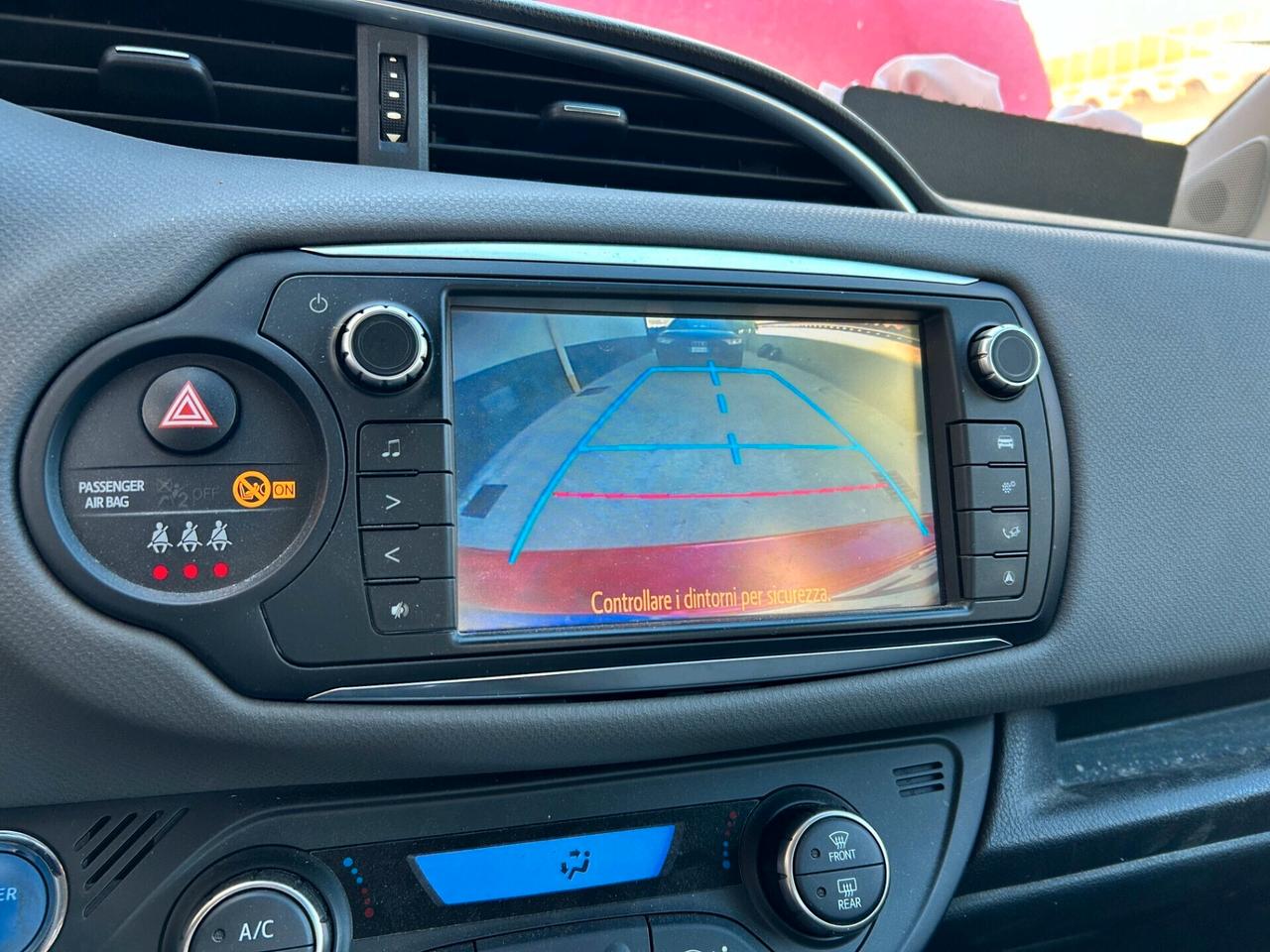 Toyota Yaris 1.5 Hybrid 73CV - 2016 Incidentata