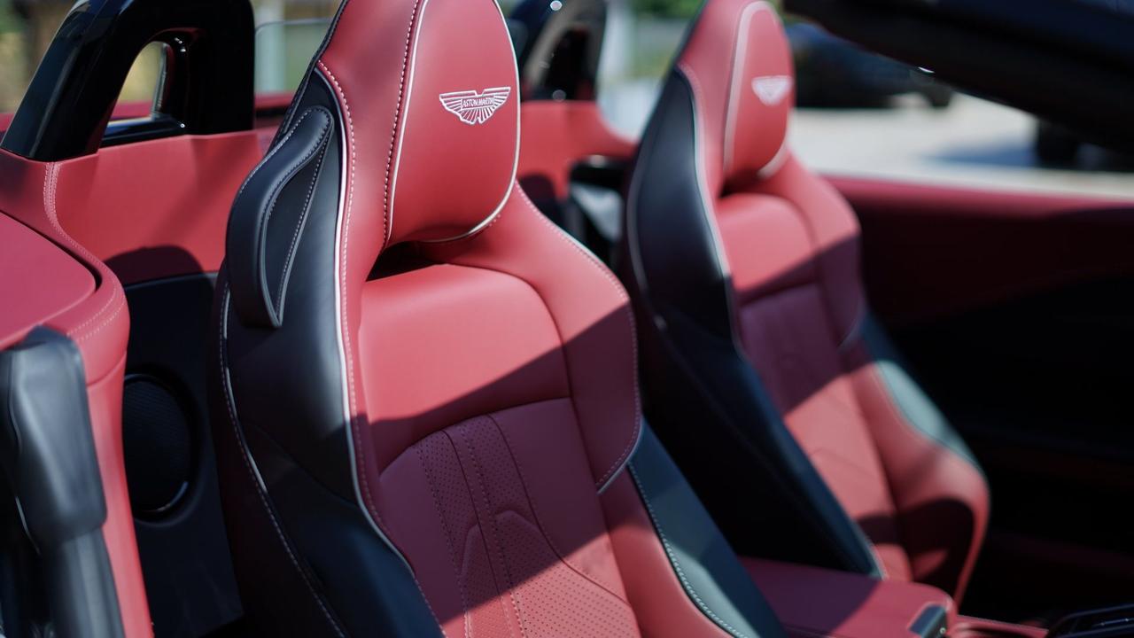 ASTON MARTIN VANTAGE ROADSTER MY26.5