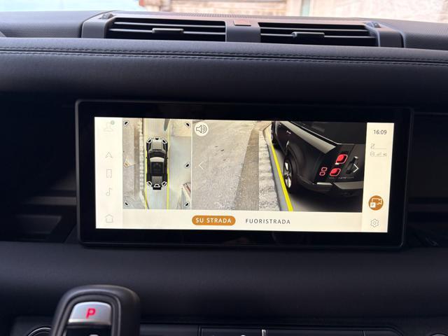 LAND ROVER Defender 110 3.0D I6 200 CV AWD Auto X-Dynamic SE AUTOCARRO