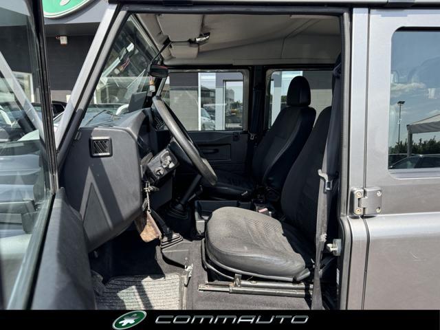 LAND ROVER Defender 110 2.4 TD4 CrewCab