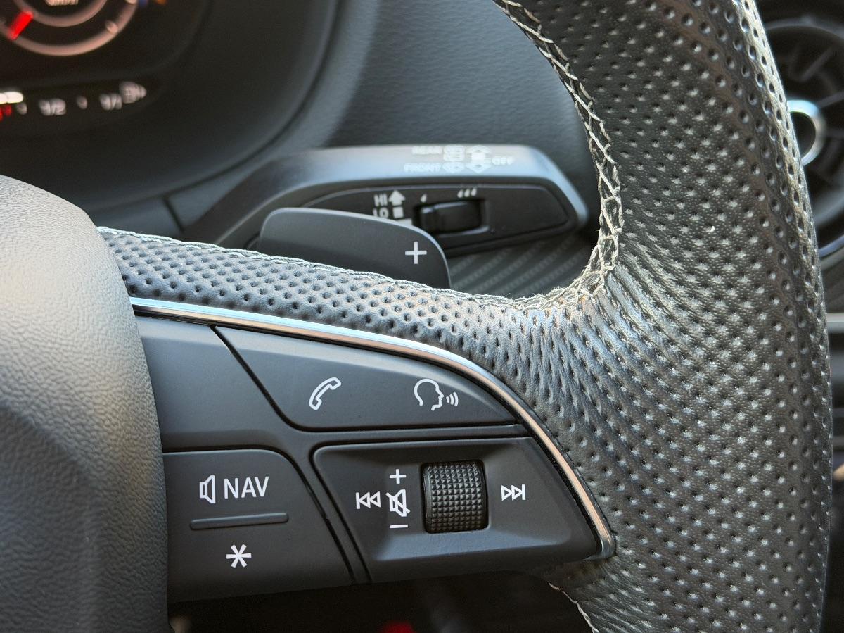 Audi Q2 35TDI S-line Edition Identity Black 150CV