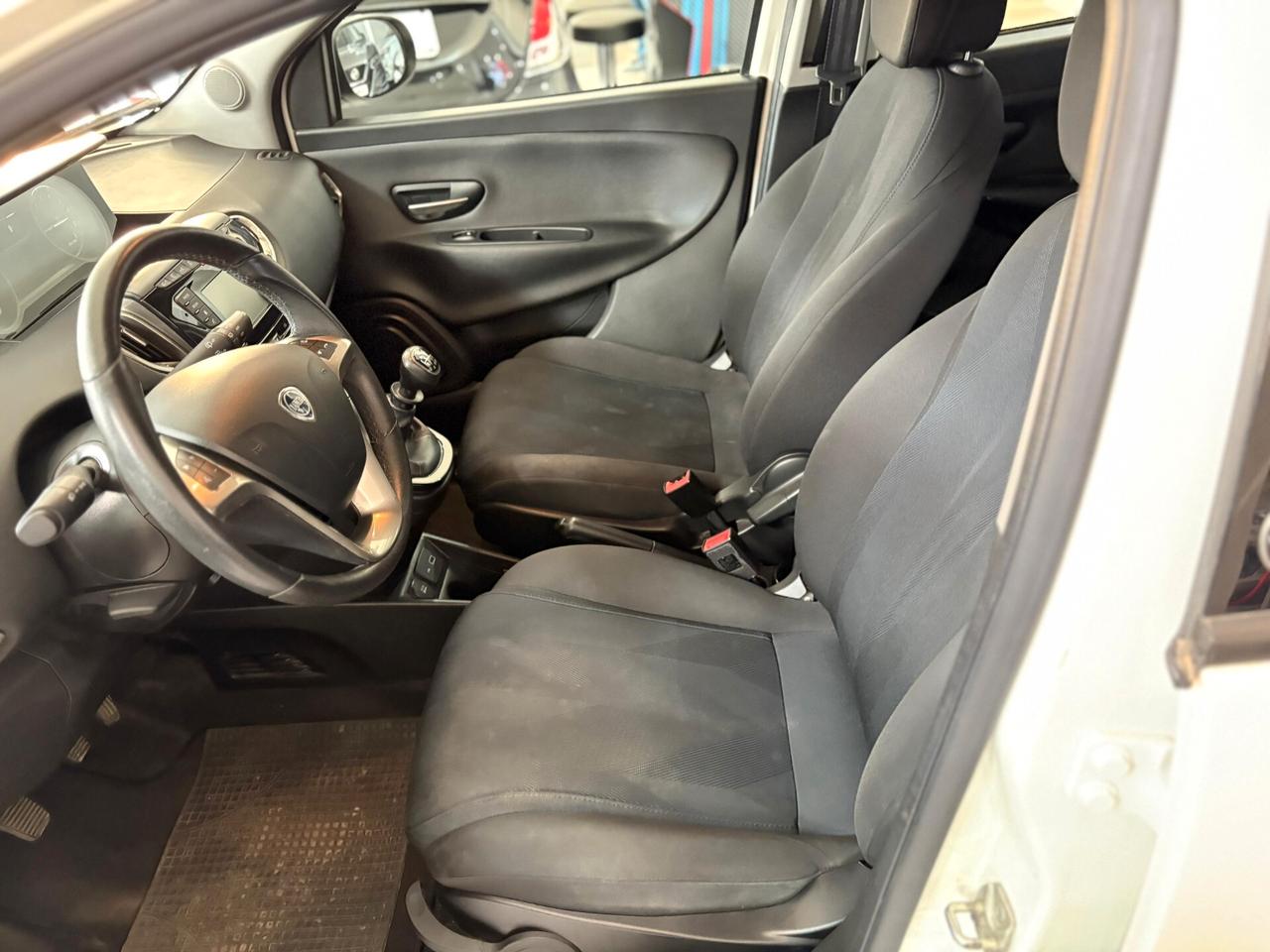 Lancia Ypsilon 1.0 FireFly 5 porte S&S Hybrid Ecochic Gold *PROMO*