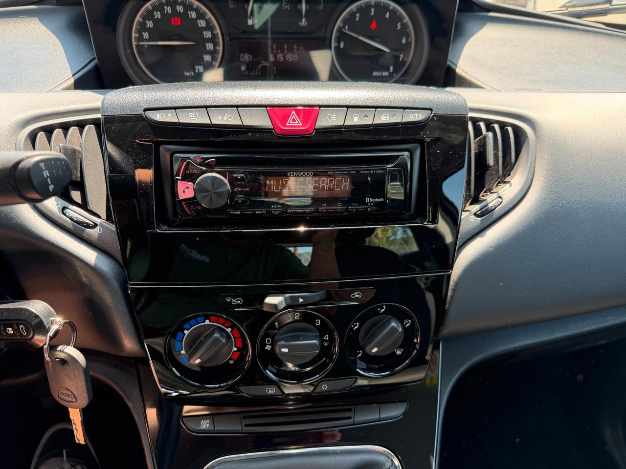 LANCIA YPSILON ANNO 2016 900 NATURAL/POWER 85 CV