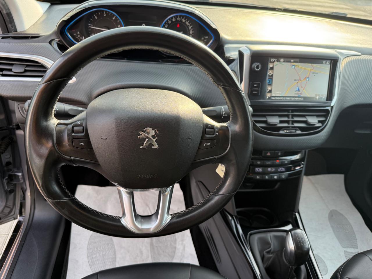 Peugeot 2008 BlueHDi 100 Allure OK NEOPATENTATI
