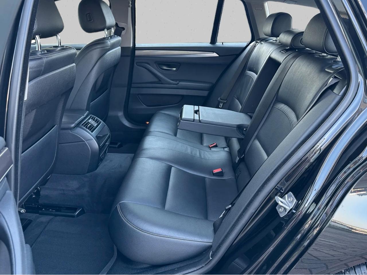 BMW 520d Touring xDrive Modern Automatica Euro6b