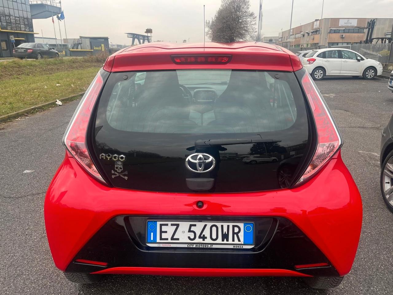 Toyota Aygo 1.0 VVT-i 69 CV **NEOPATENTATI**