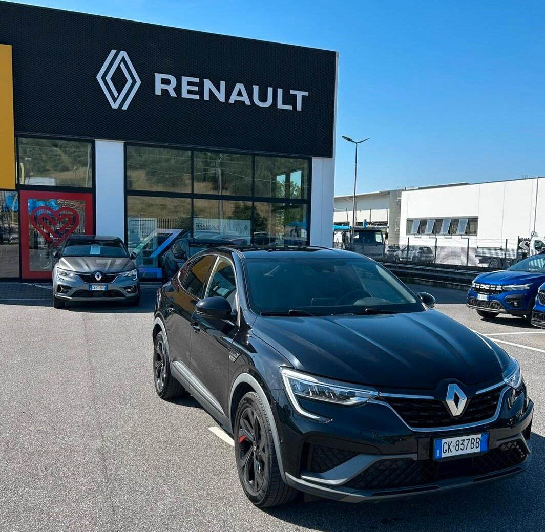 Renault Arkana Hybrid E-Tech 145 CV R.S. Line