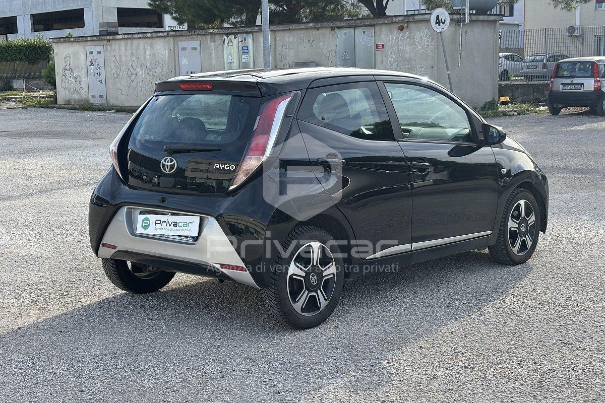 TOYOTA Aygo 1.0 VVT-i 69 CV 5 porte x-cool MMT