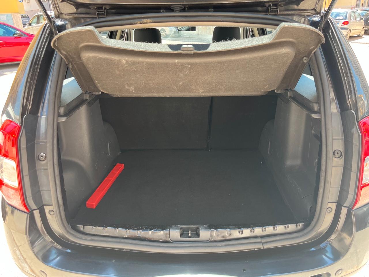 Dacia Duster 1.6 110CV 4x2 GPL Lauréate